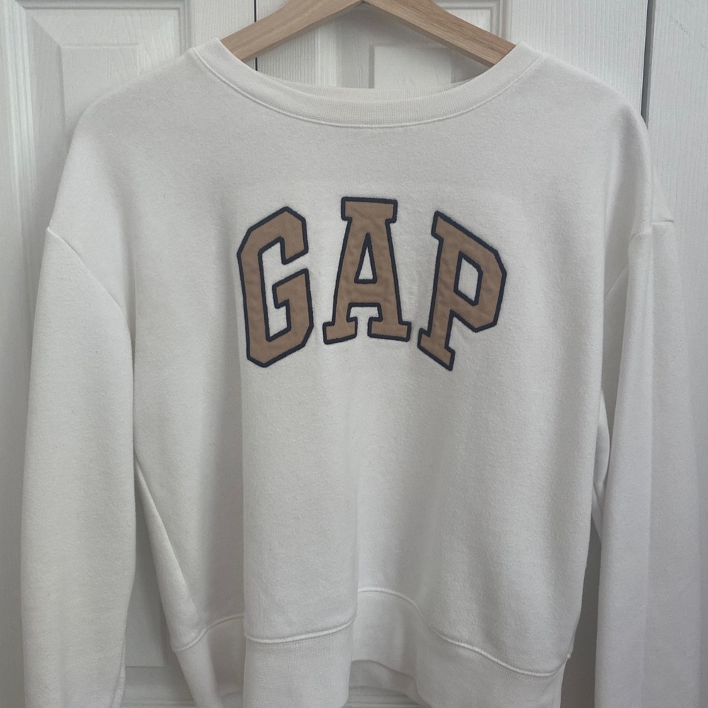 Gap Fleece sweatshirt